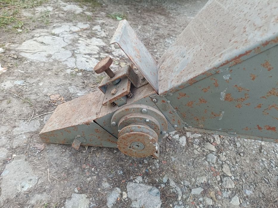 Продам подрібнювач для яблук новий