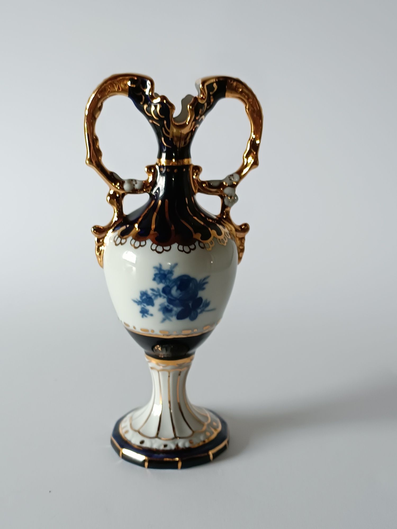 Royal Dux porcelana. Wazon amfora kobaltowa