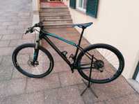 Bicicleta  de monte carbon Focus Raven Maxroda 29