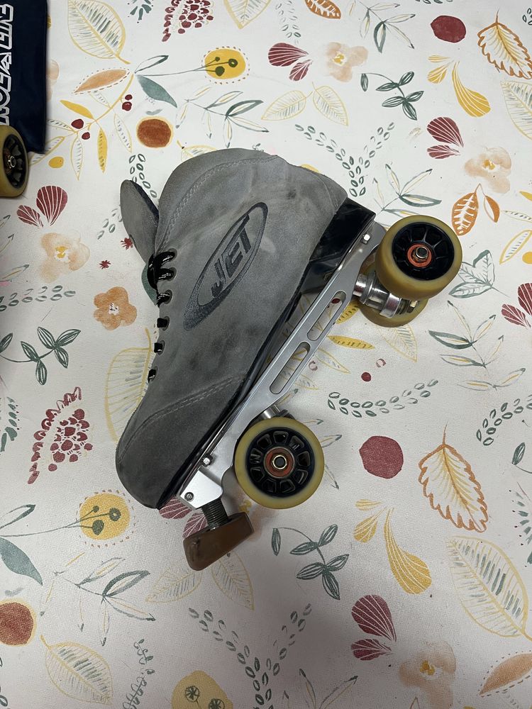 Patins de Hóquei Roll Line Mistral - Alta Qualidade e Excelente Estado