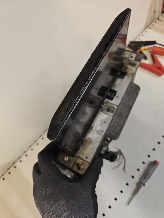 Wyswietlacz ekran winda radia audi q7 4m mib