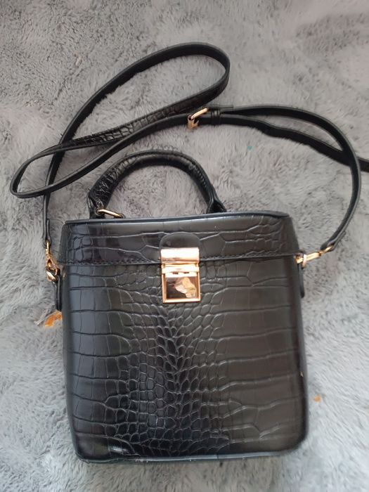 Жіноча сумка циліндр