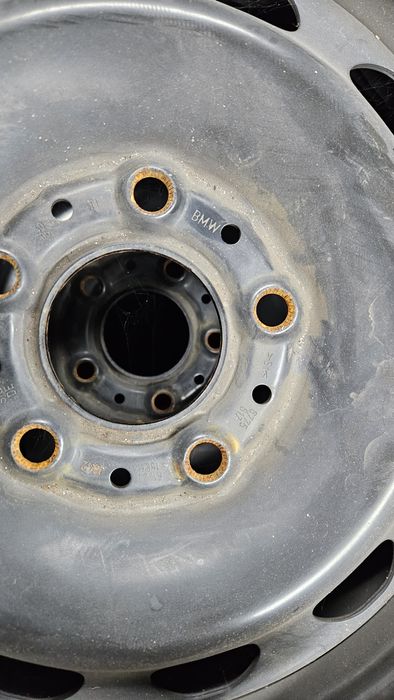 Шини та диски BMW з Європи 195 55 16