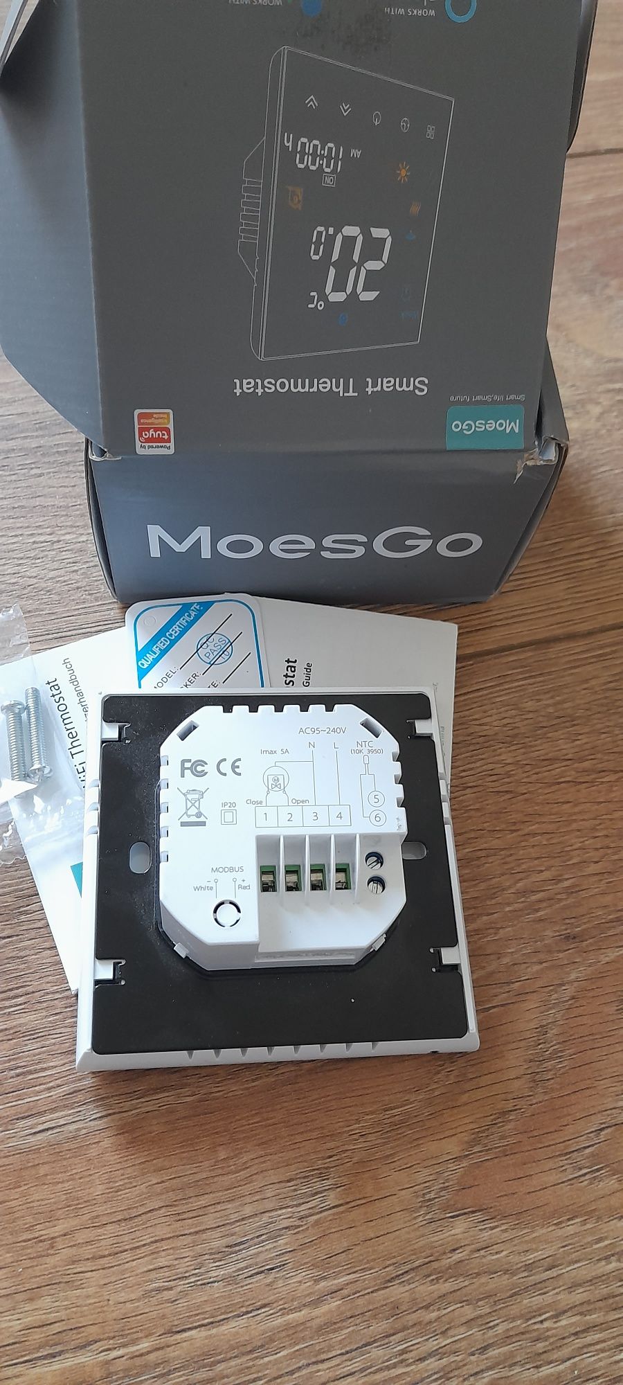 Сенсорний Wi-Fi регулятор водяної теплої підлоги MoesGo (білий)