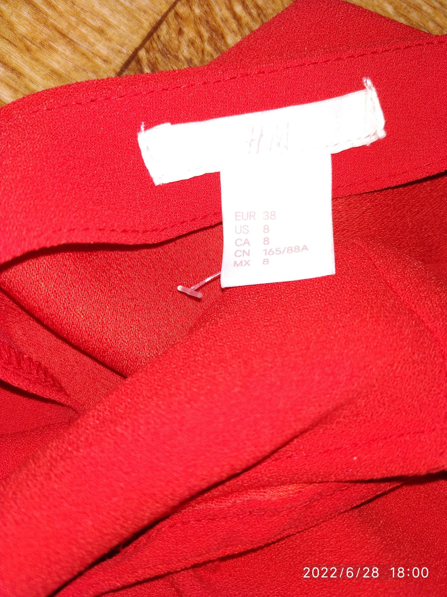 Красное платье H&M, размер С-М