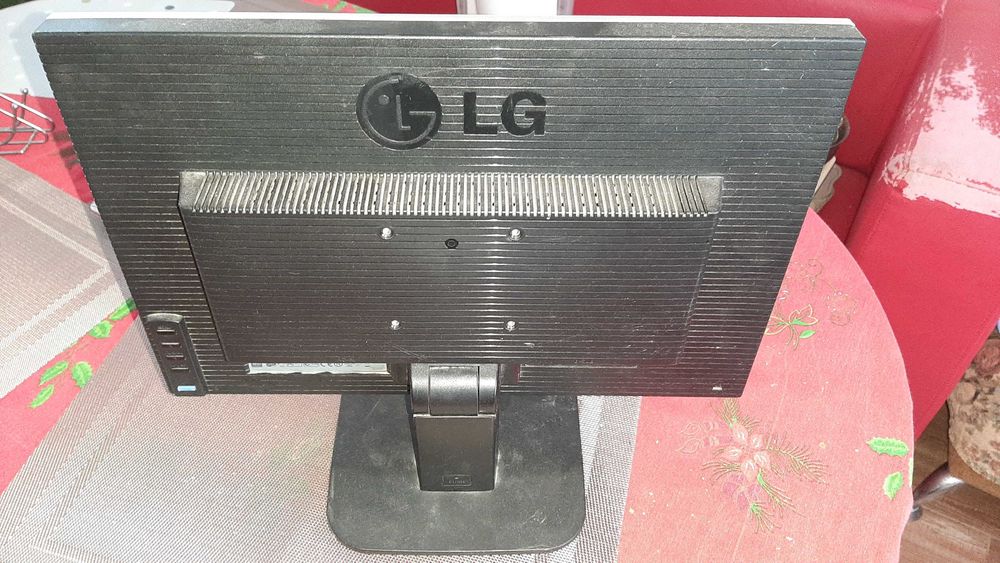Монітор, монитор LG Flatron l192, 19 дюймов