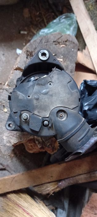 Продам гениратор Ауди. 120Ам.