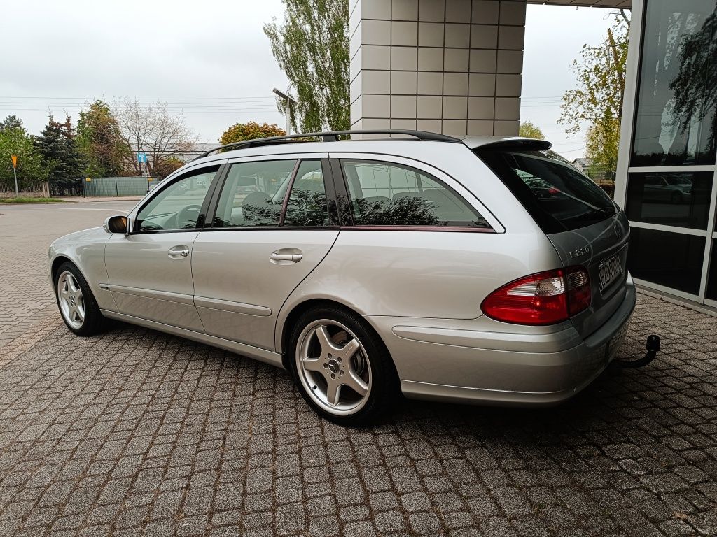 Mercedes W211 E211 2.2 CDI #Stan perfekcyjny#18 cali AMG