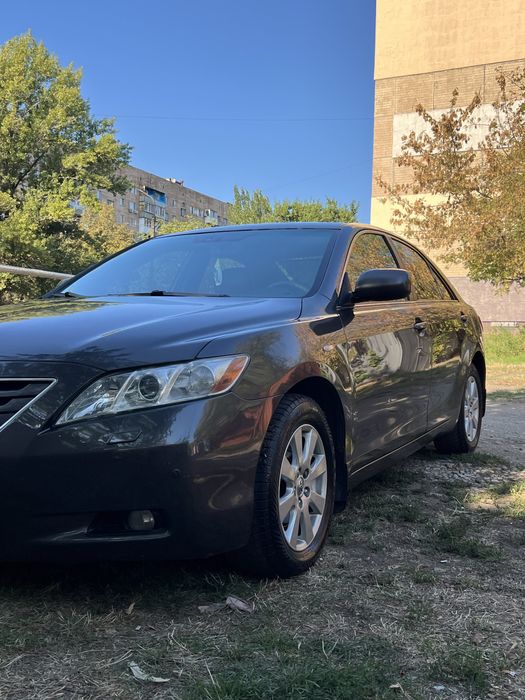 Продам Toyota Camry 3.5