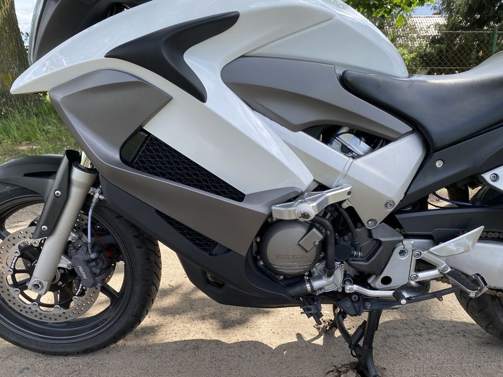 Honda VFR 800 X Crossrunner ABS 2011r 3 kufry