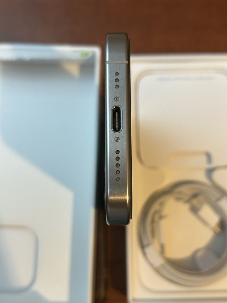 Iphone 15 PRO 128GB STAN JAK NOWY! Dowód zakupu!