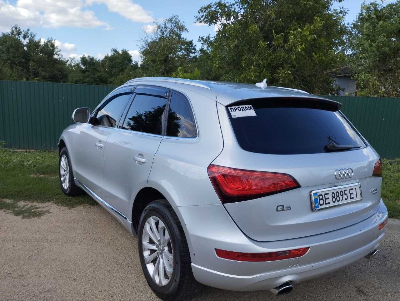 Продаю Audi Q5, 2012