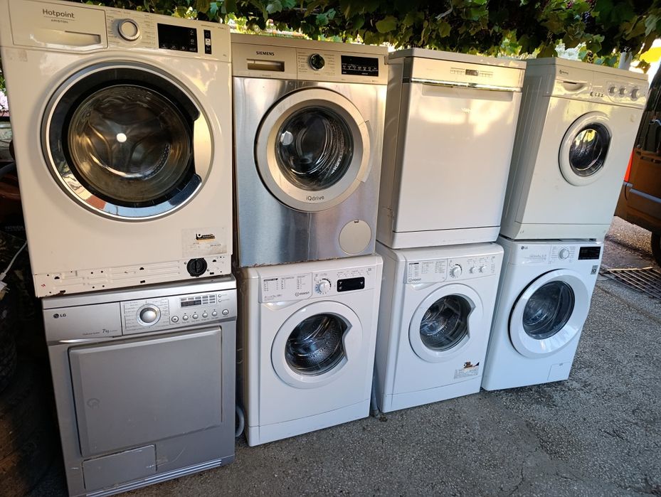 Lote de electrodomésticos a funcionar