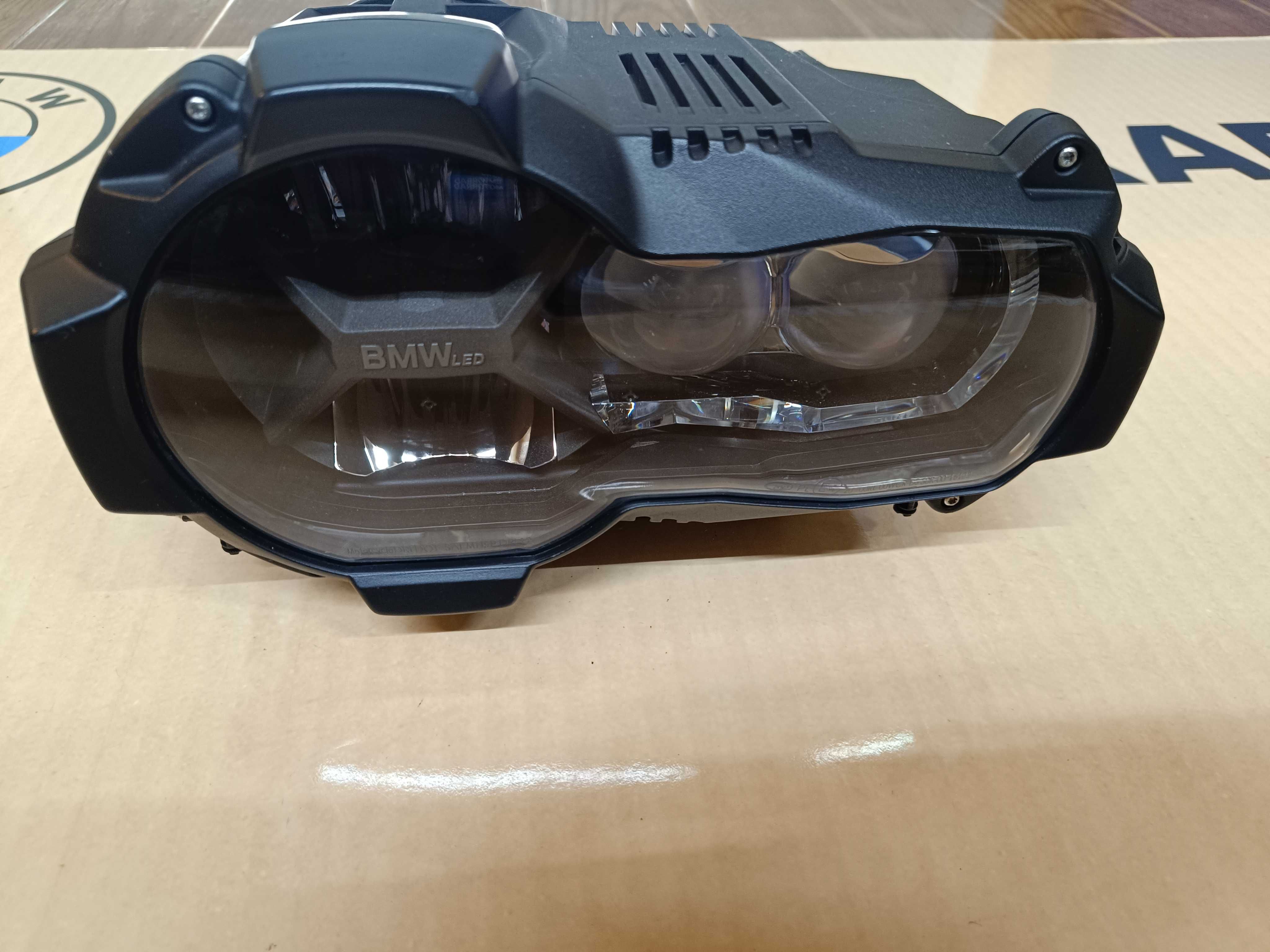 Farol LED BMW R1200 GS ou GSA original - Retrofit