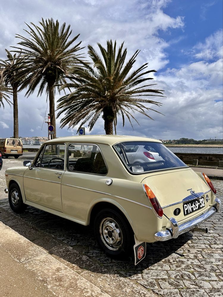 Aluguer de Carro Clássico MG MK II – Casamentos e Eventos