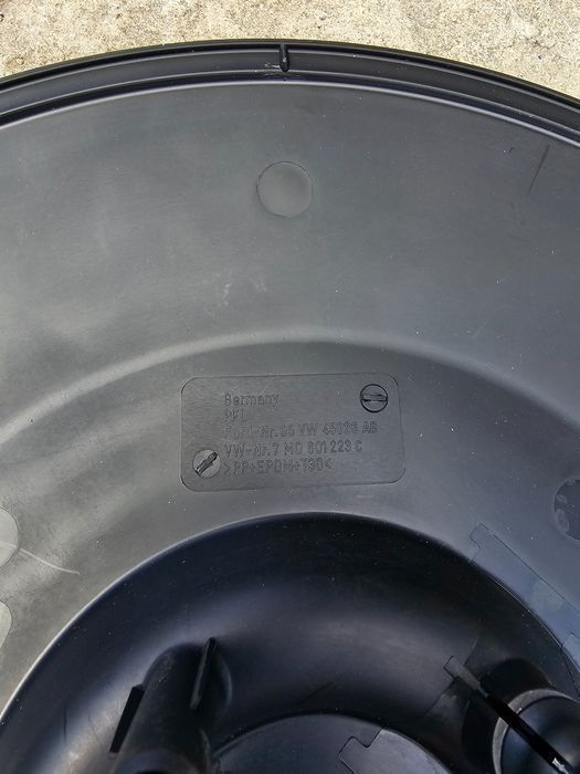 Volkswagen Sharan 03-05 płyta zasłaniająca koło zapasowe