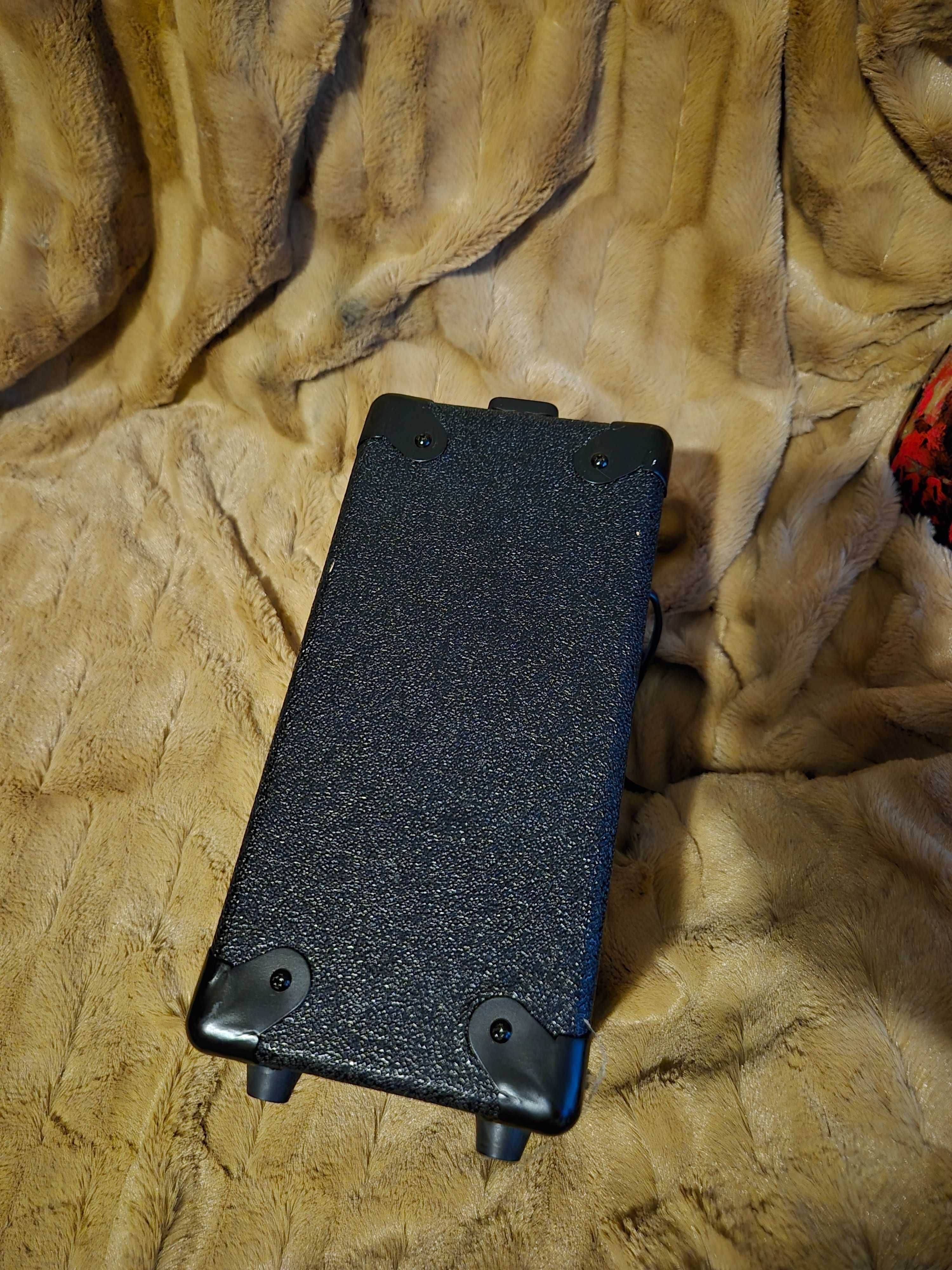 Uszkodzony wzmacniacz gitarowy combo piec 2