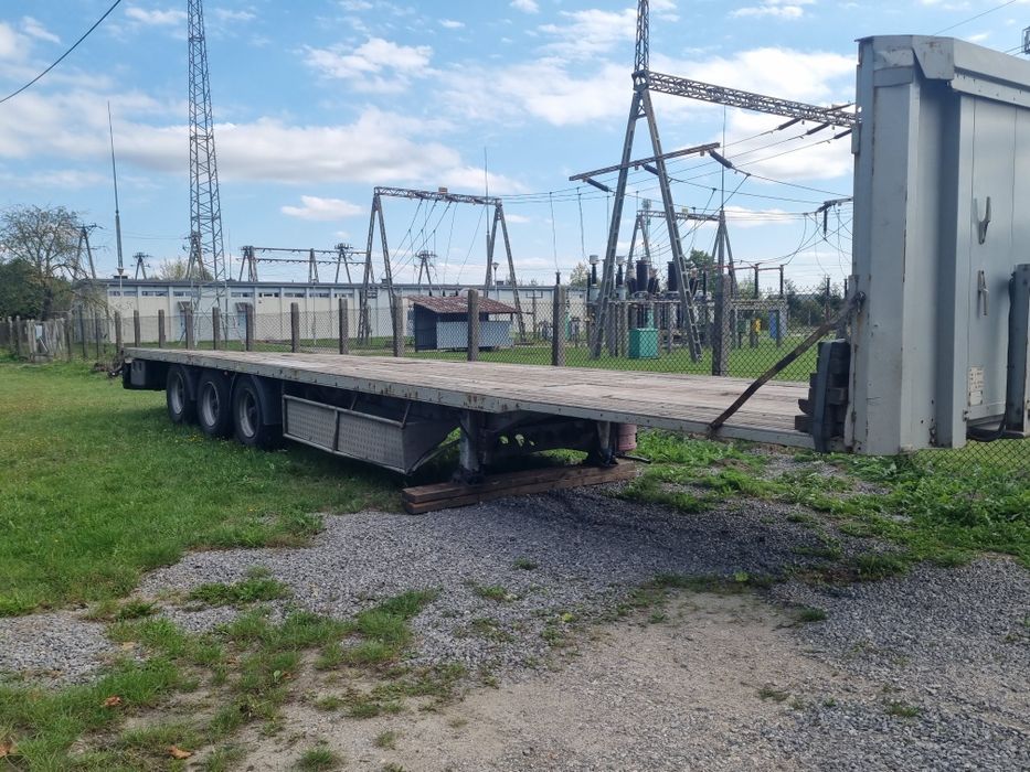 Naczepa platforma niska