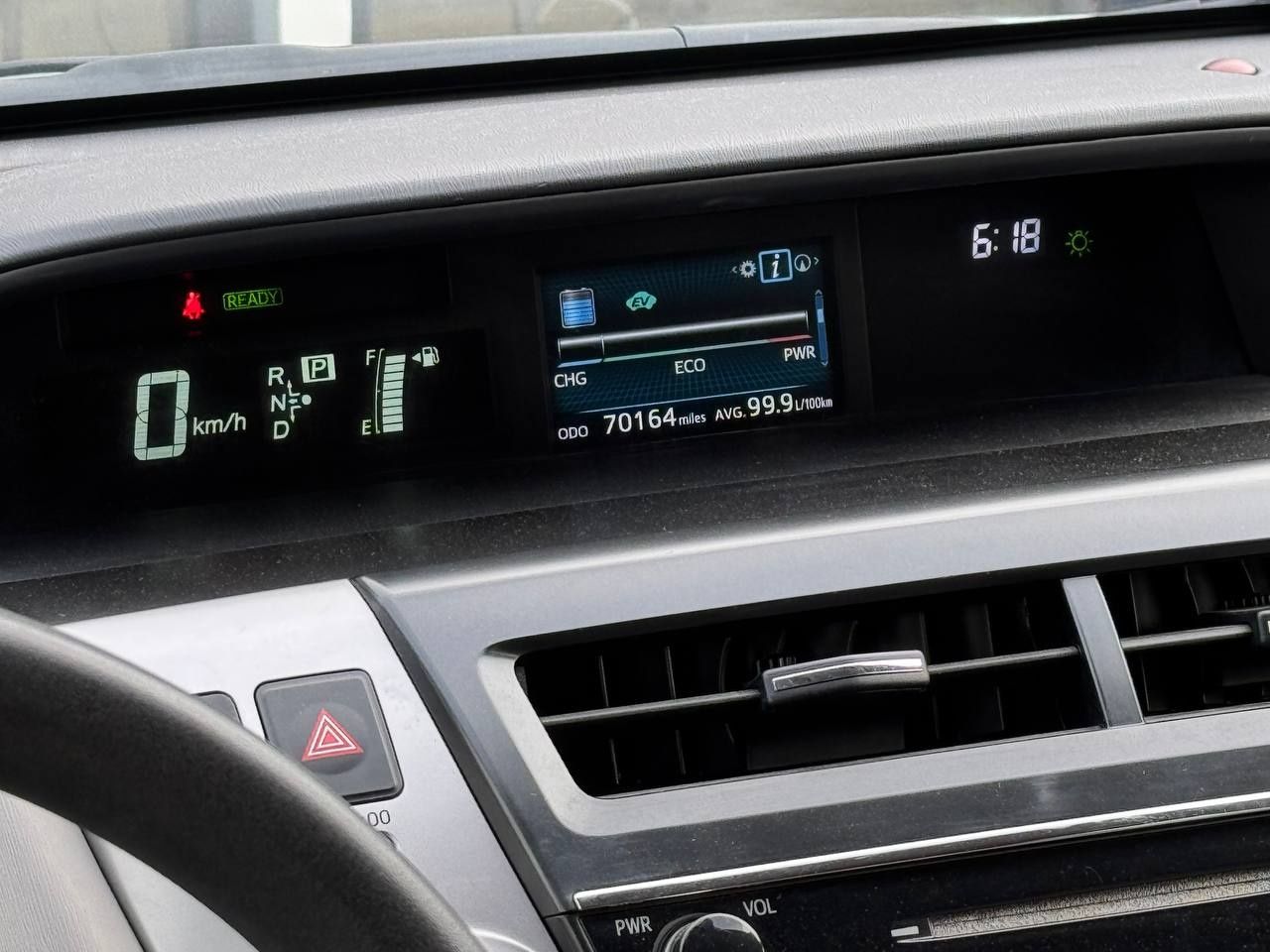 Toyota Prius V 2016 року, 1.8 гібрид, автомат, передній привід, 113т.к