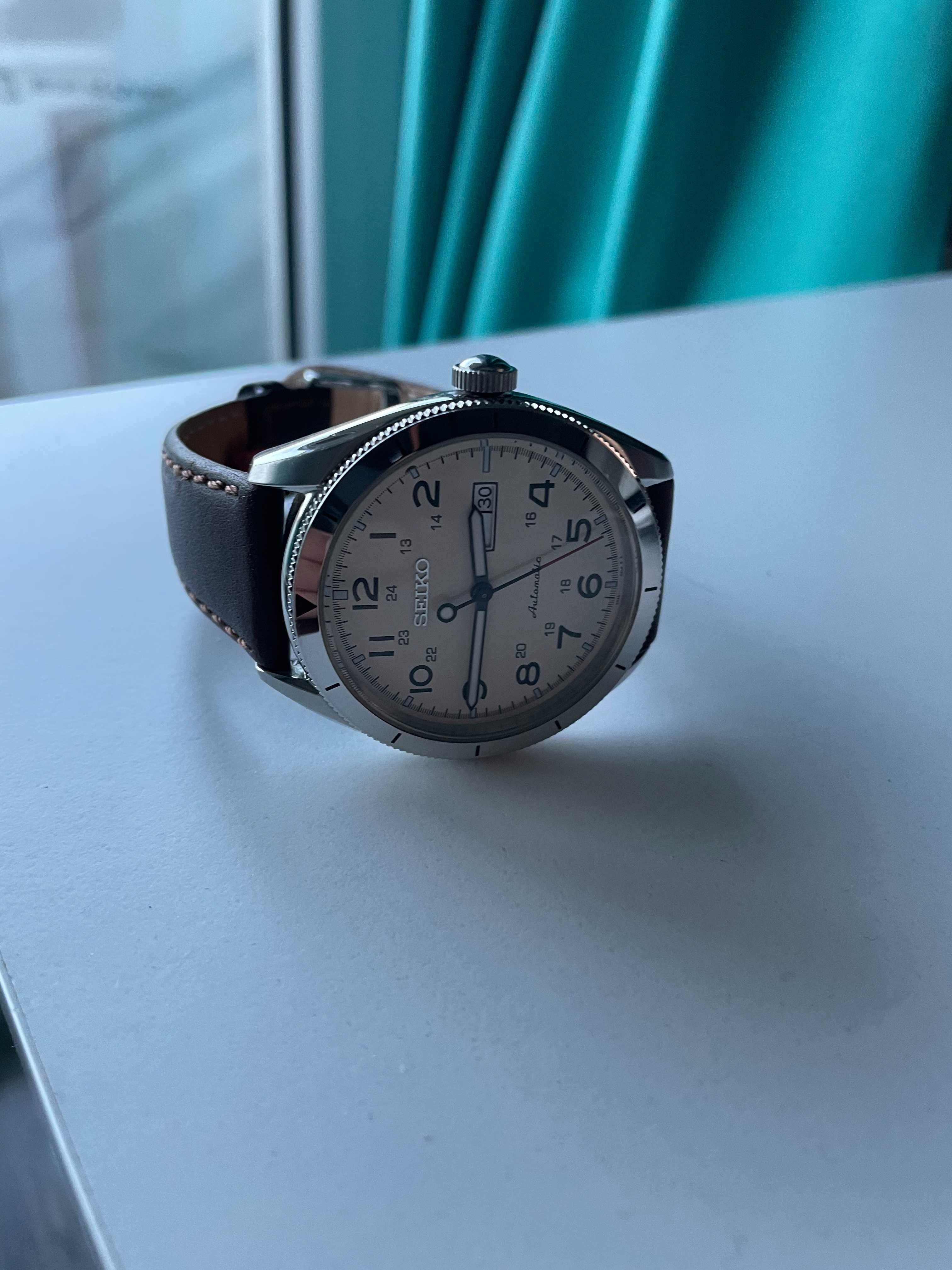 Zegarek automatyczny Seiko SRP713K1