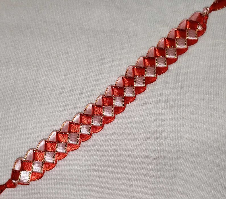 Bransoletka z satynowych wstążek Handmade