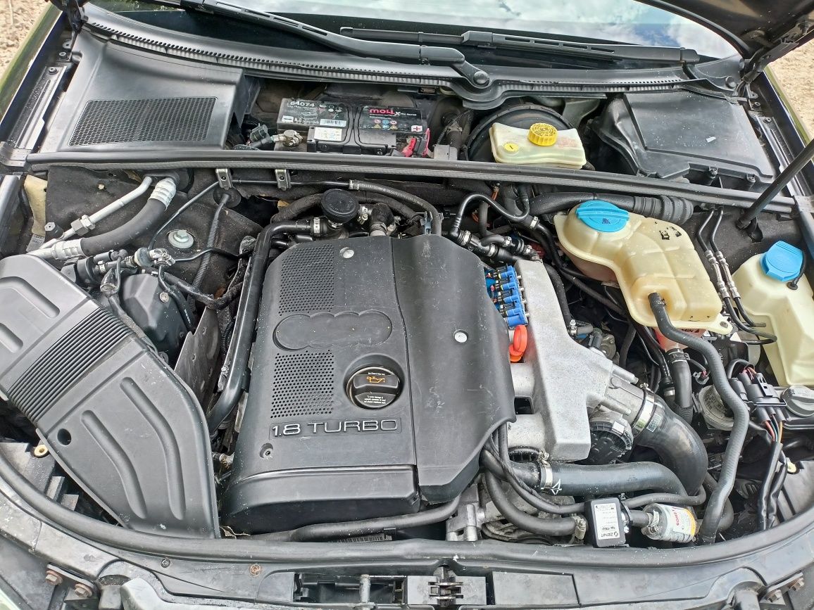 Audi A4B7 1.8t.  2005r