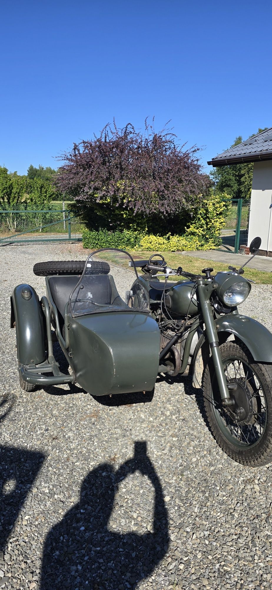 Motocykl z koszem bocznym K-750