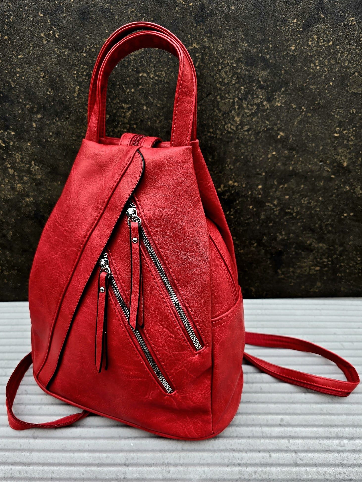 Nowy modny plecak - torba jedno ramię damski czerwony