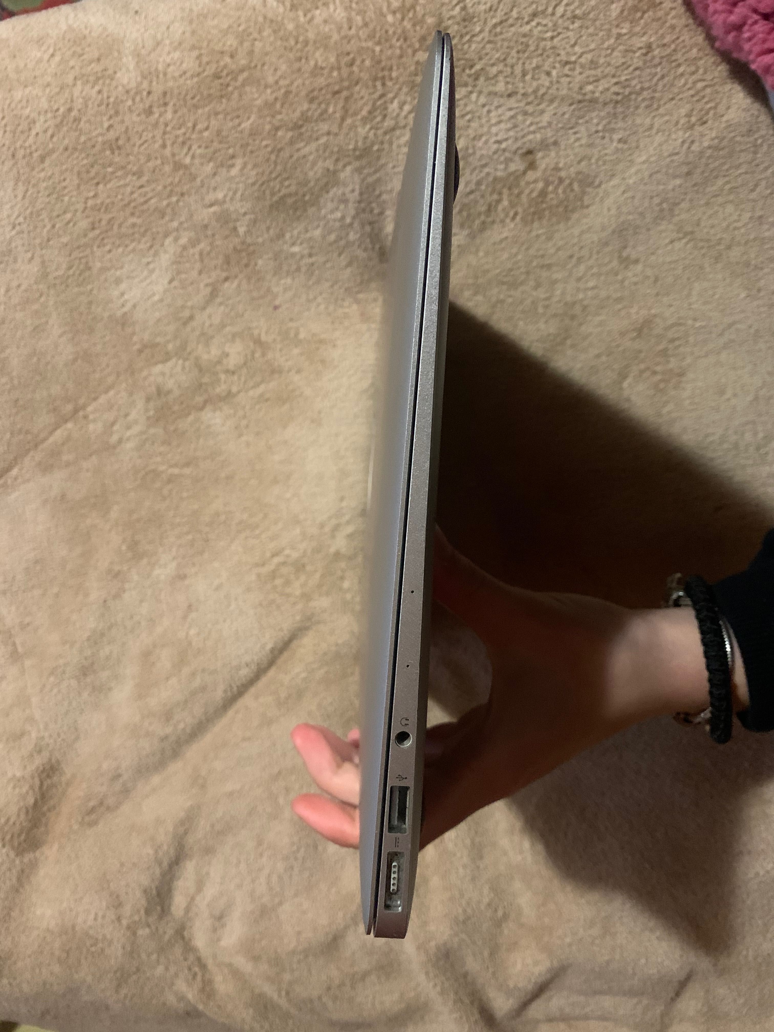 MacBook Air 2017(A1466) 128gb; space grey