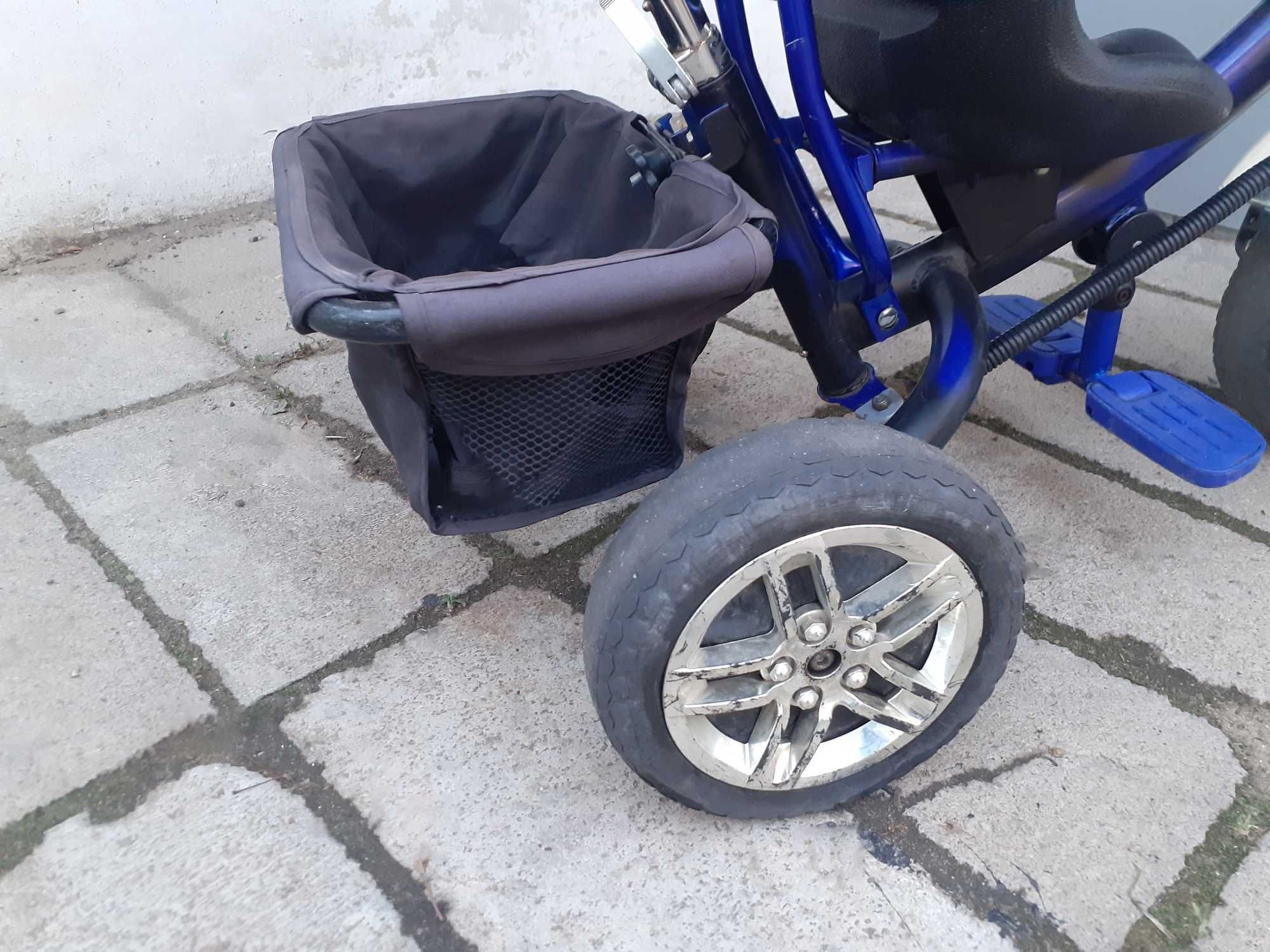Детский велосипед с родительской ручкой