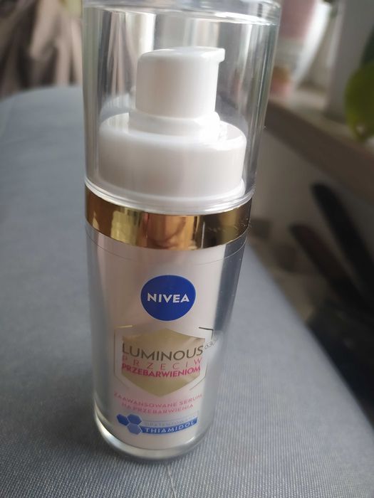 Nivea Luminous 630 serum przebarwienia