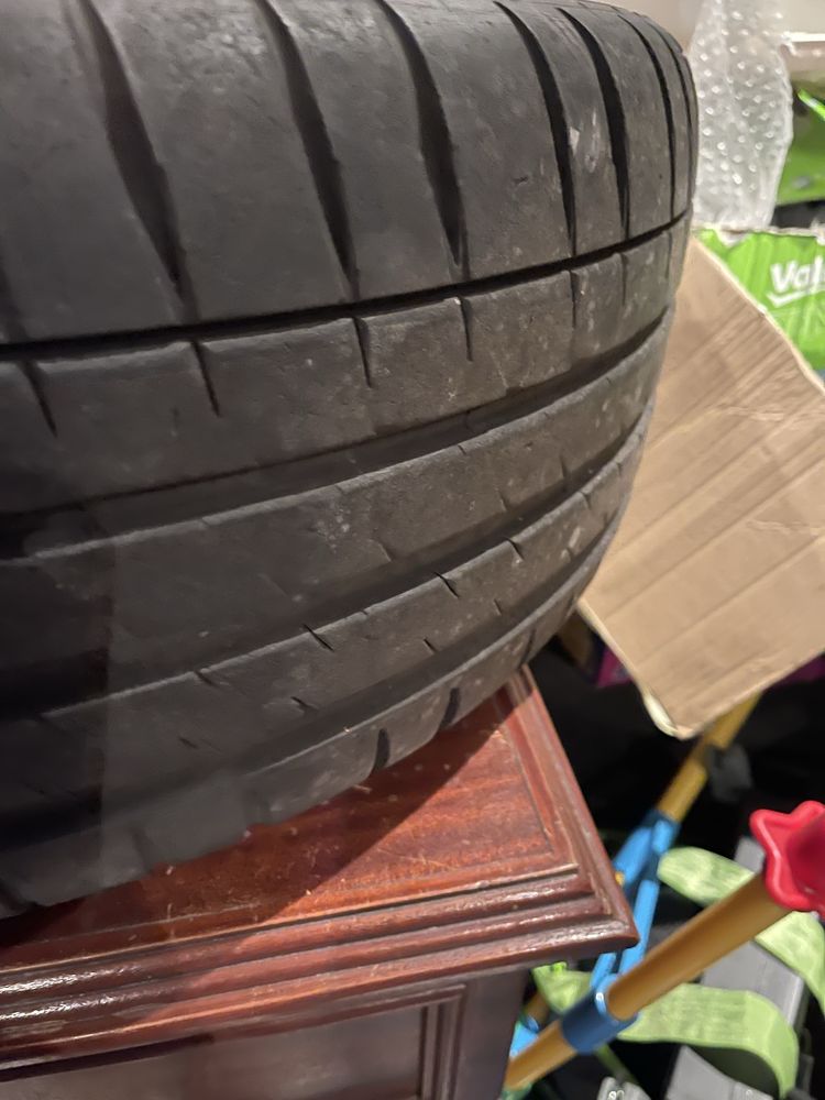 Jantes 18 mercedes AMG 2+2 com pneus Michelin Pilot Sport