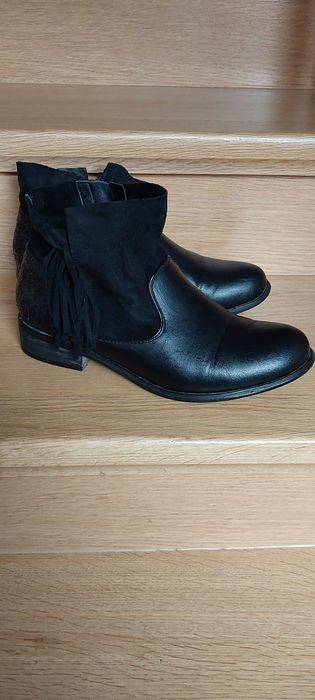 Botki z CC.. rozm. 39