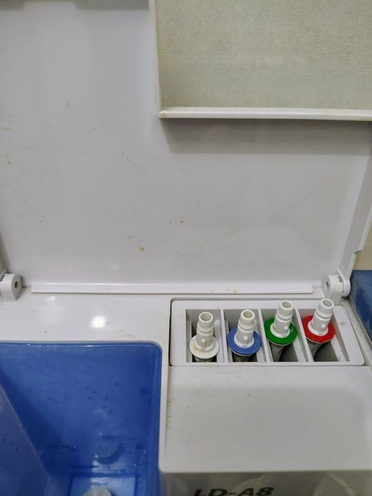 Irygator dentystyczny Aquajet+komplet końcówek. Stan b.dobry