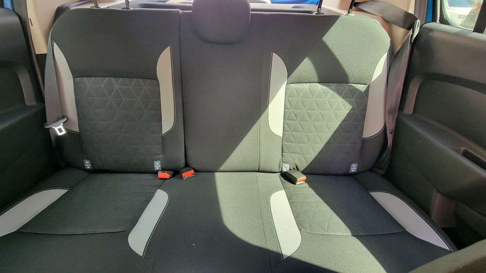 Продам автомобіль Renault Sandero Stepway  2014