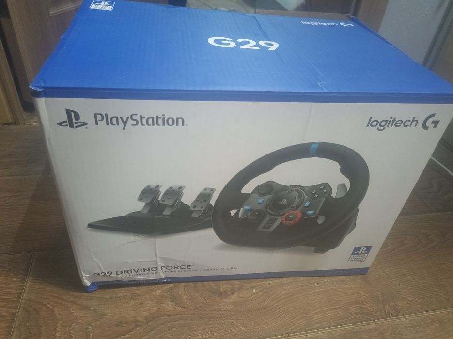 Игровой руль Logitech