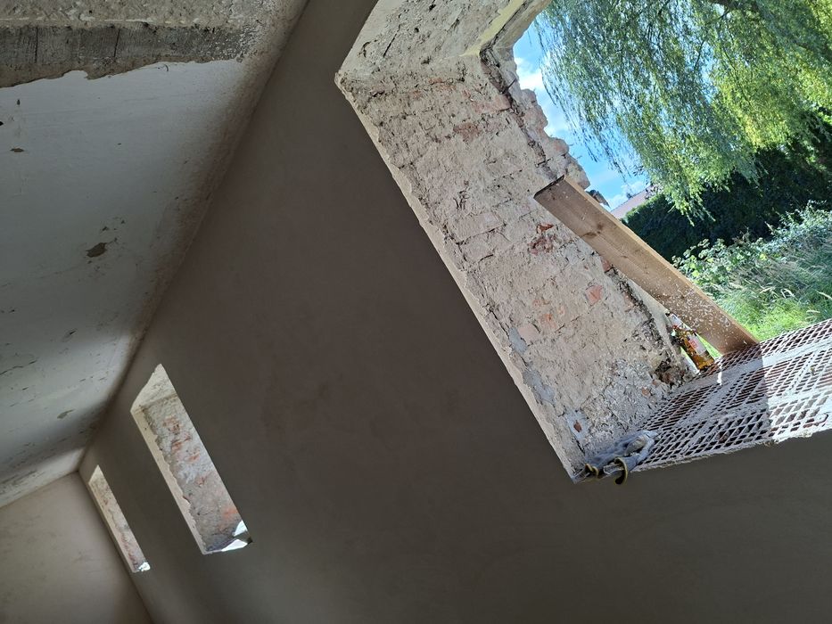 Tynki maszynowe gipsowe oraz cementowo-wapienne