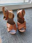 Sandały Guess r. 39