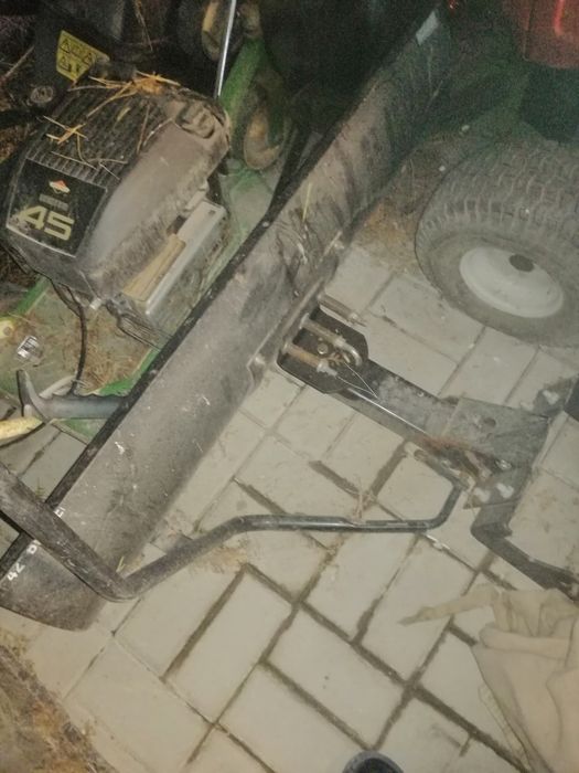 Kosiarka traktorek MTD