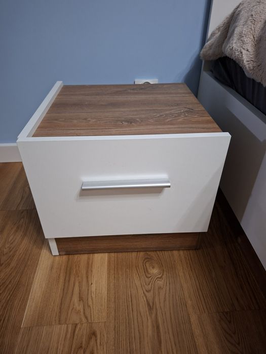 Szafki nocne szafki do sypialni