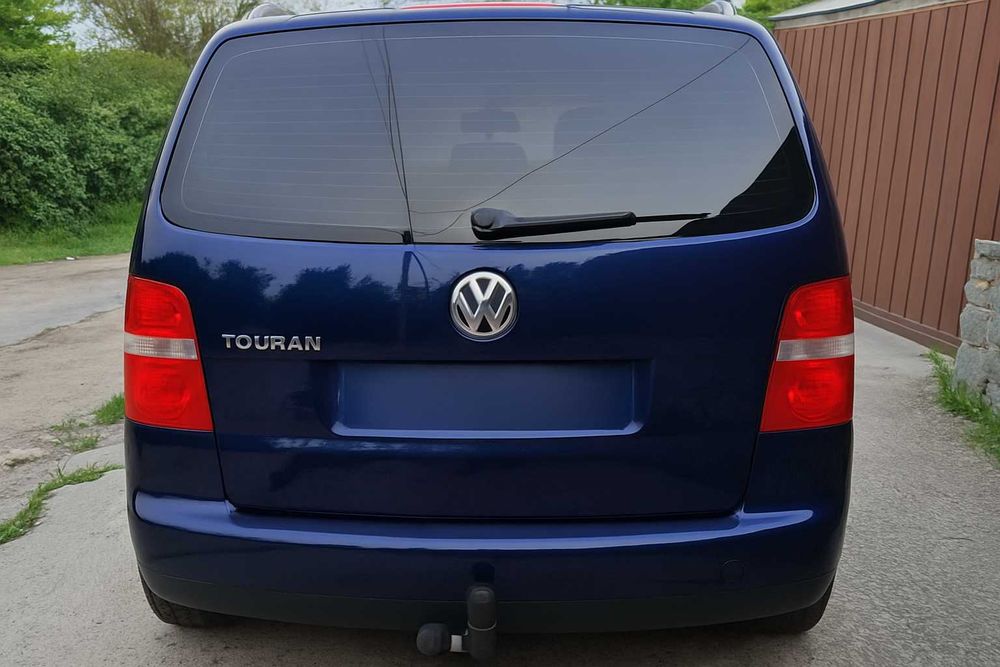 Авторозборка VW Тоуран доресталін Touran розборка шрот Тауран VW