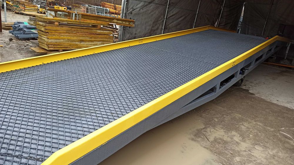 Rampa mobilna hydrauliczna 8 ton załadunkowa najazdowa tir naczepa dok
