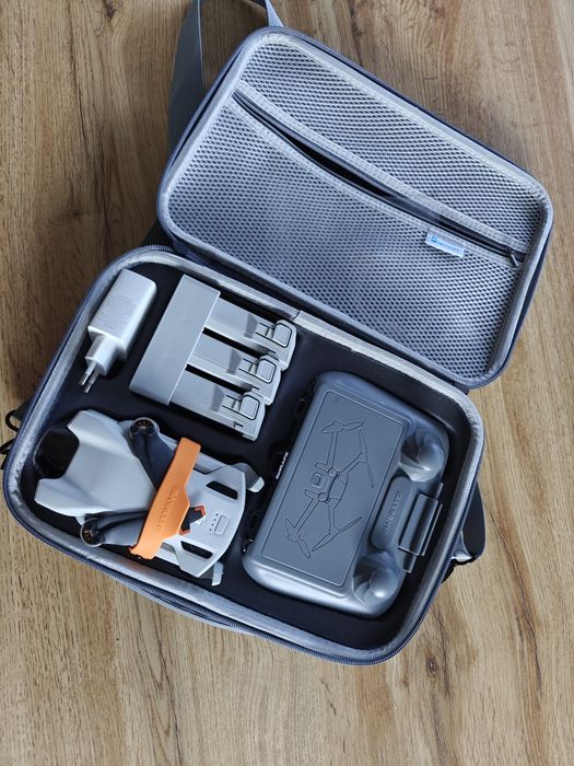Dron DJI mini 3, 4x baterie! jak nowy