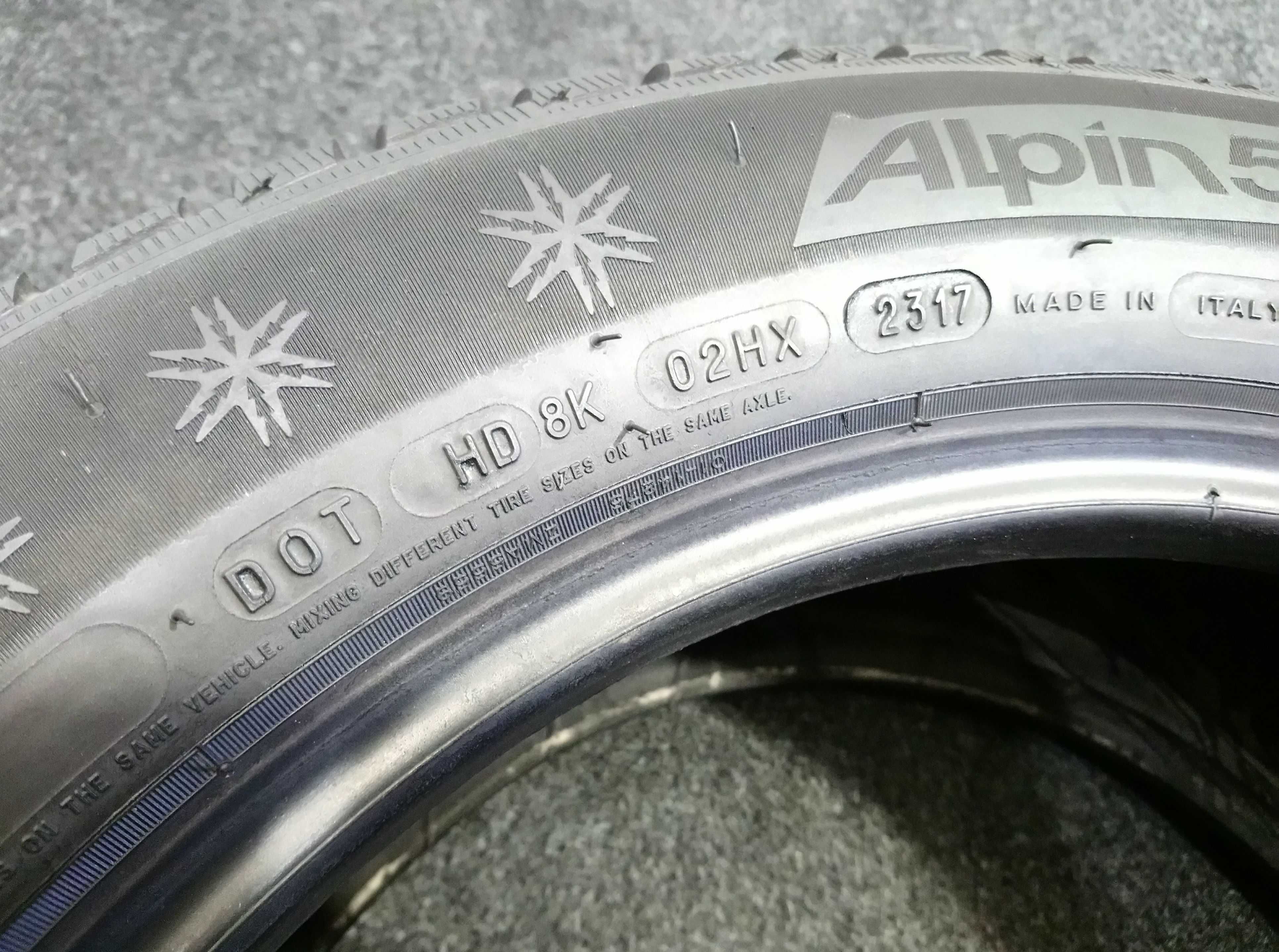 225/55R17 Michelin Alpin 5 ZP 97H RunFlat // 7,2 mm jak NOWA