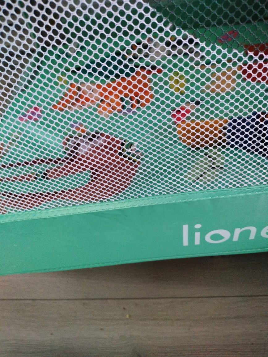 Kojec 100x100 w dobrym stanie