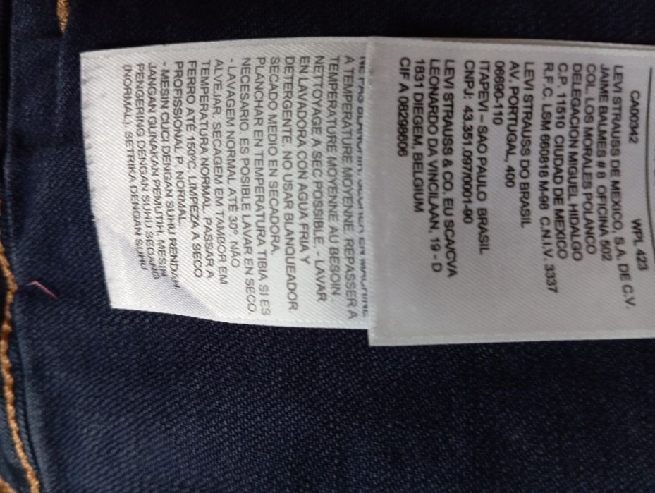 Жіноча  Куртка,піджак Levis