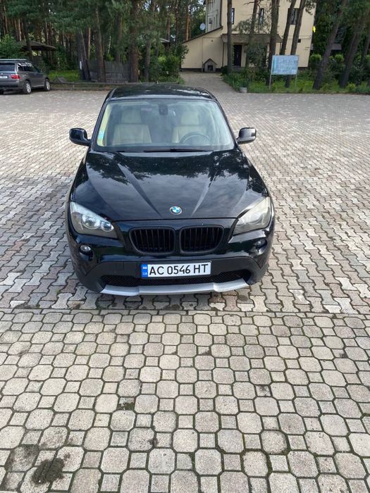 Продам бмв х1  2.0 дизель