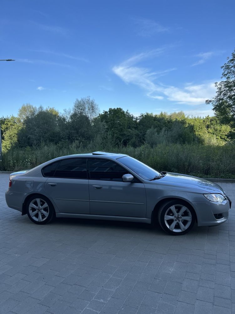 Subaru Legacy 2008  2.5 Бензин • Автомат • Повний привід • Гарний стан