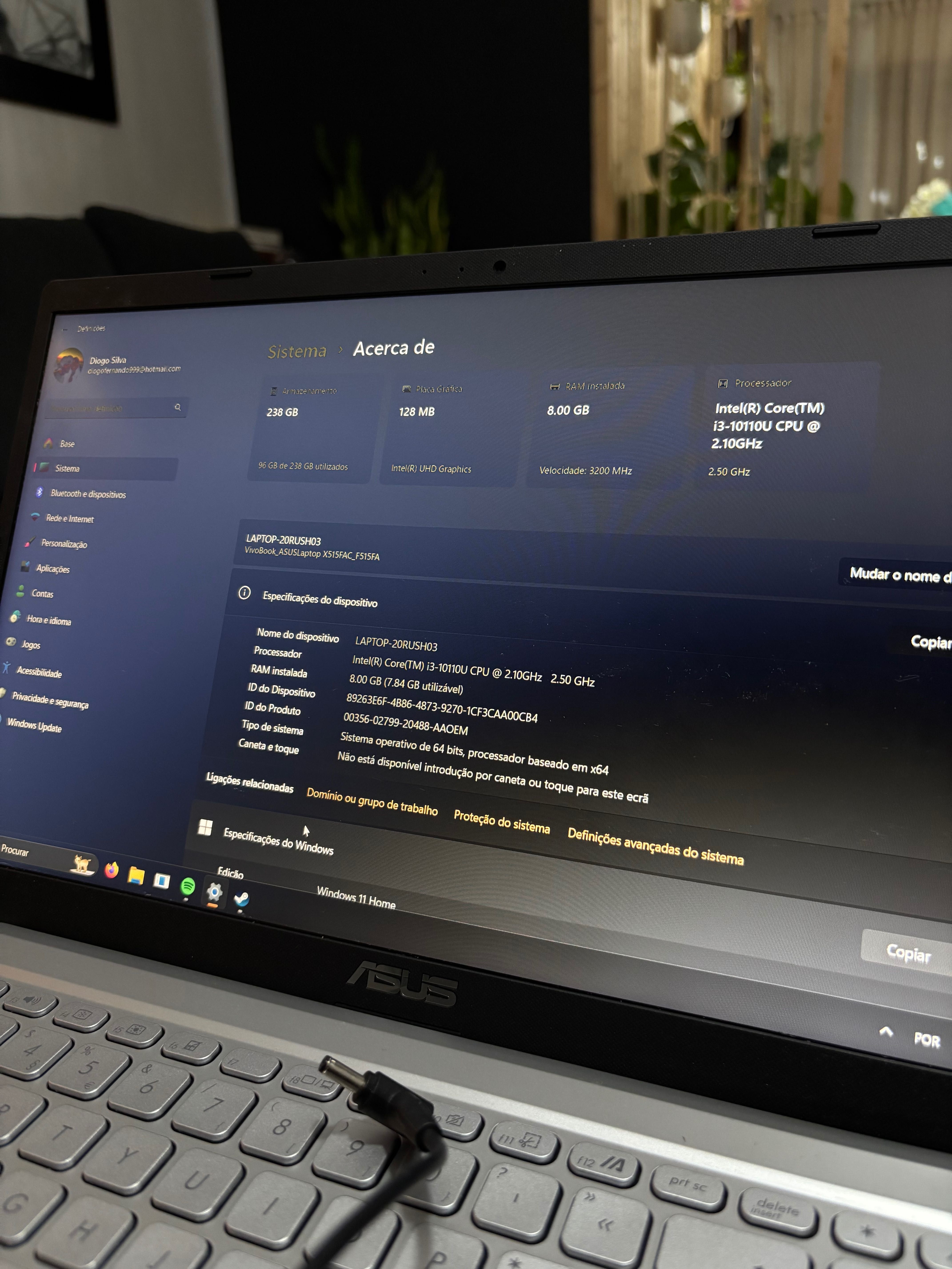 Computador Portátil ASUS (Muito pouco uso) (Estudo/dia-a-dia)
