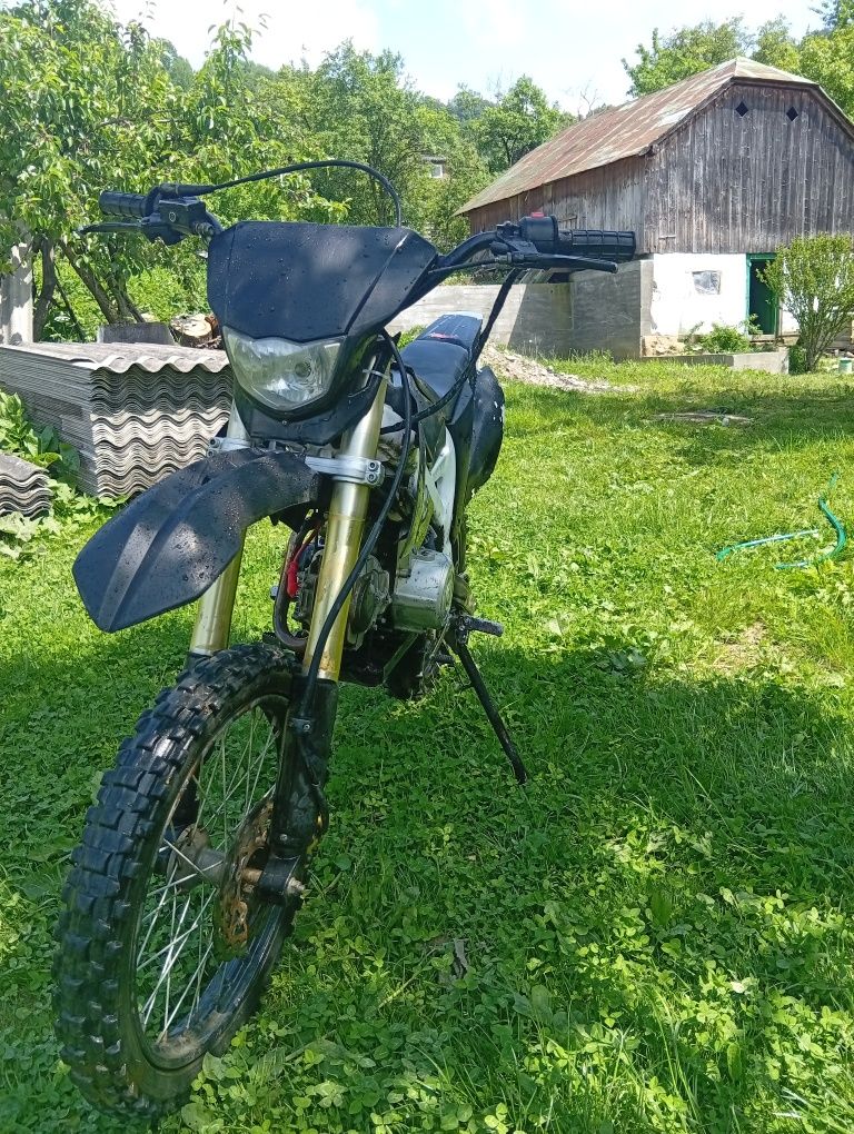Продам піт байк кауа
